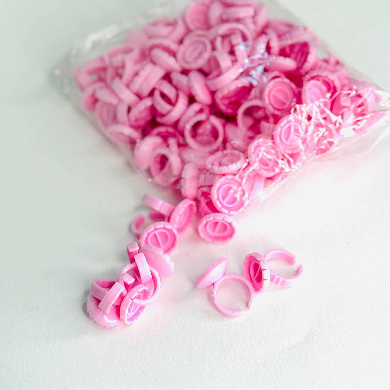 1404-09-22 01.11.18 جا چسبی انگشتی - Image 1