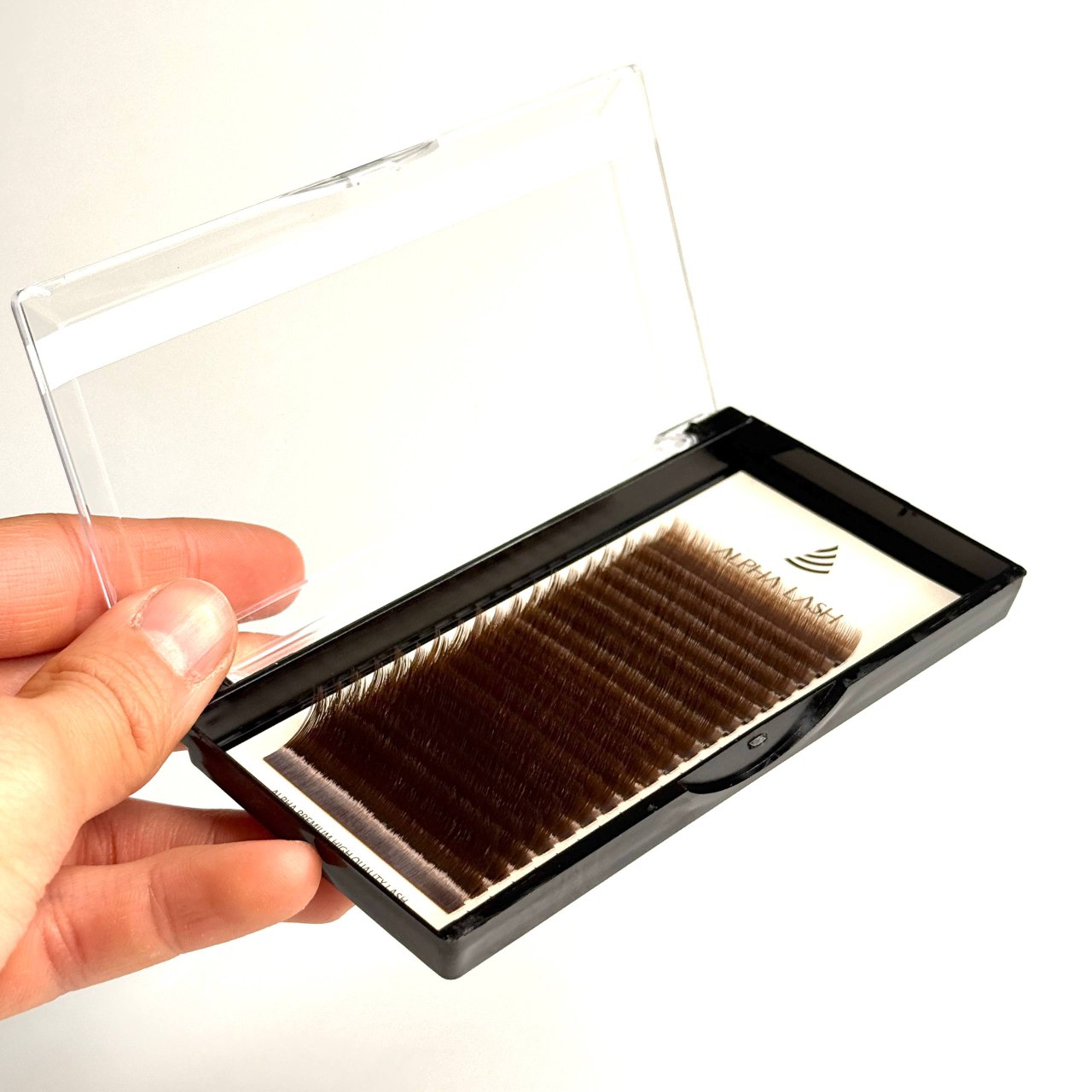 1404-09-17 23.13.05 مژه قهوه ای آلفا - Image 1